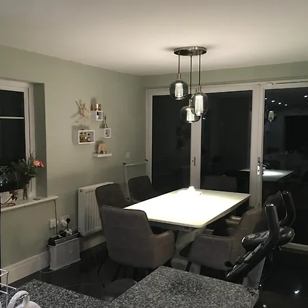 Maison d'hôtes Spacious King Size Detached House Free Wifi Free Parking Sheffield