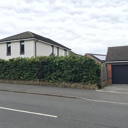 Spacious King Size Detached House Free Wifi Free Parking * Sheffield