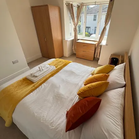 Maison d'hôtes Spacious King Size Detached House Free Wifi Free Parking Sheffield